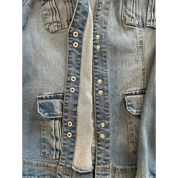 Live A Little‎ Women's Denim Jacket Collarless - Size Large - Picture 8 of 9